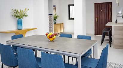 Casa de pueblo 4 habitaciones de 260 m² en Estepona (29680)