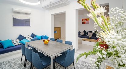 Casa de pueblo 4 habitaciones de 260 m² en Estepona (29680)