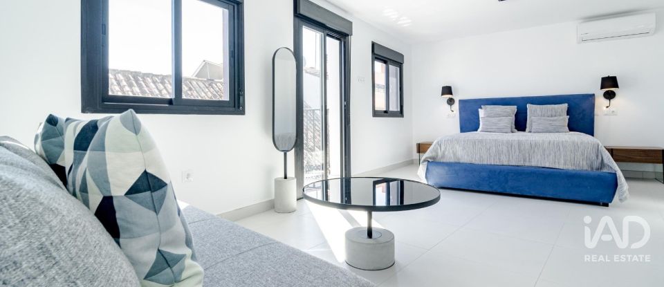 Casa de pueblo 4 habitaciones de 260 m² en Estepona (29680)