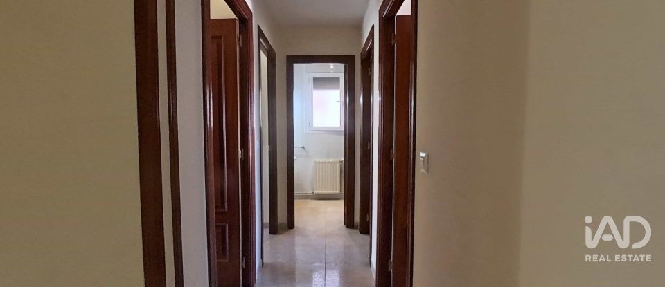 Casa de pueblo 6 habitaciones de 250 m² en Castellsera (25334)