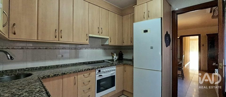 Casa de pueblo 6 habitaciones de 250 m² en Castellsera (25334)