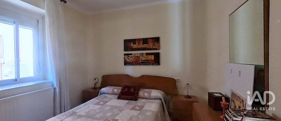 Casa de pueblo 6 habitaciones de 250 m² en Castellsera (25334)