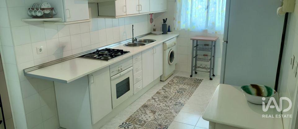 Piso 5 habitaciones de 183 m² en Rota (11520)