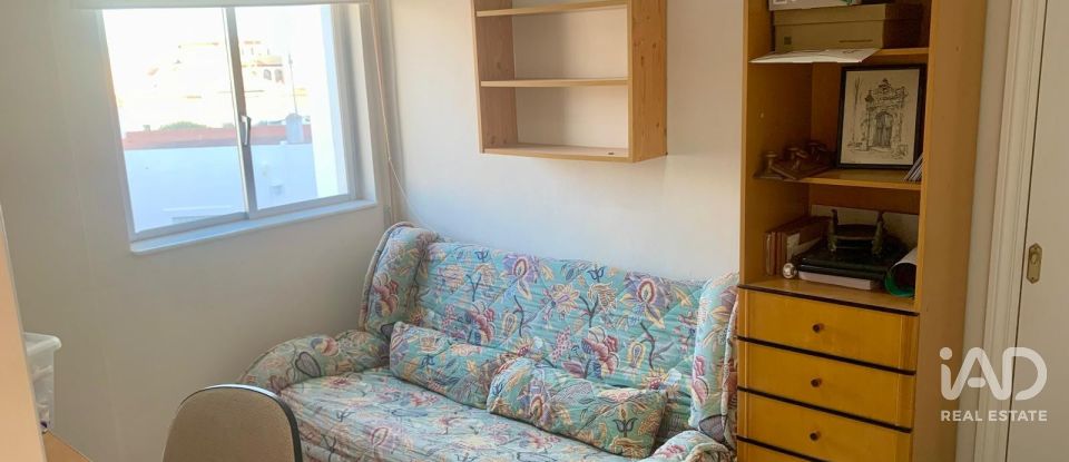 Piso 5 habitaciones de 183 m² en Rota (11520)