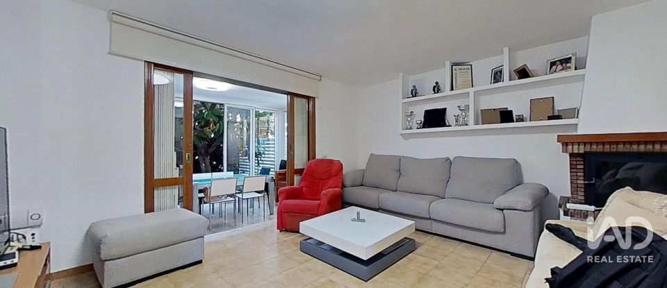 House/villa 4 bedrooms of 154 m² in Benicasim (12560)