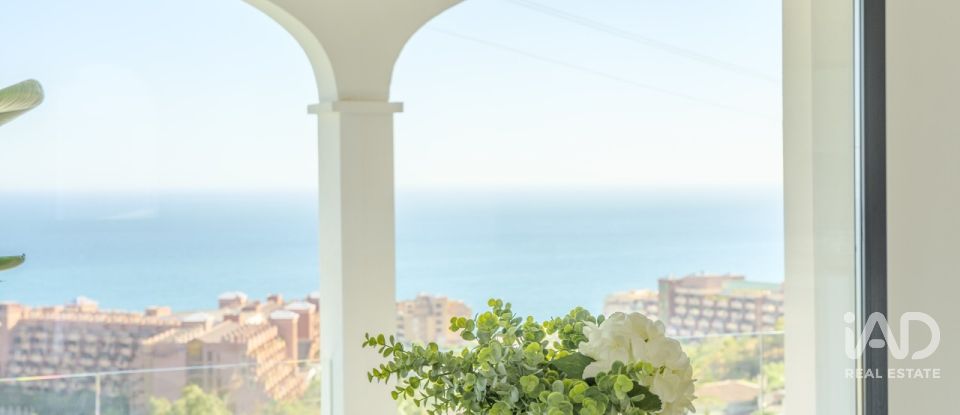 House 5 bedrooms of 319 m² in Pueblo Benalmadena (29639)