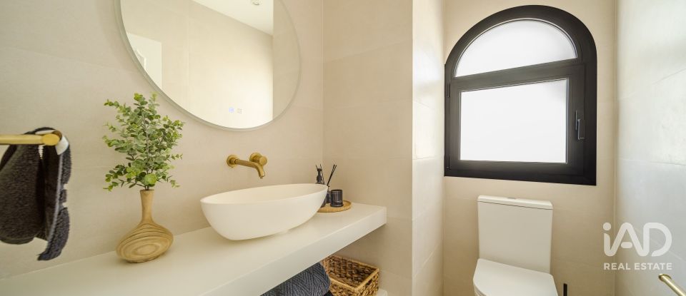 House 5 bedrooms of 319 m² in Pueblo Benalmadena (29639)