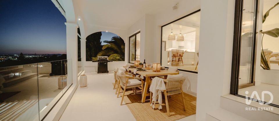 House 5 bedrooms of 319 m² in Pueblo Benalmadena (29639)