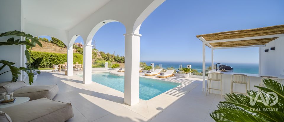 House 5 bedrooms of 319 m² in Pueblo Benalmadena (29639)