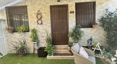 House/villa 4 bedrooms of 160 m² in Sevilla (41016)