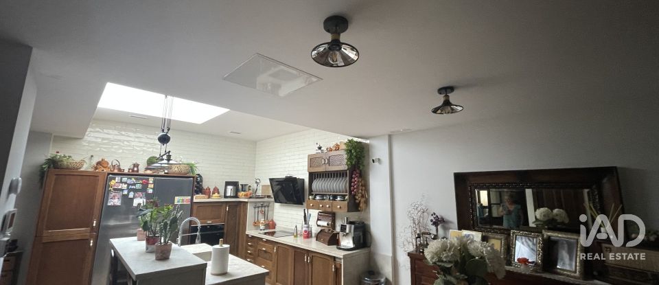 Casa 4 habitaciones de 160 m² en Sevilla (41016)