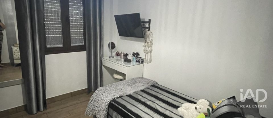 Casa 4 habitaciones de 160 m² en Sevilla (41016)