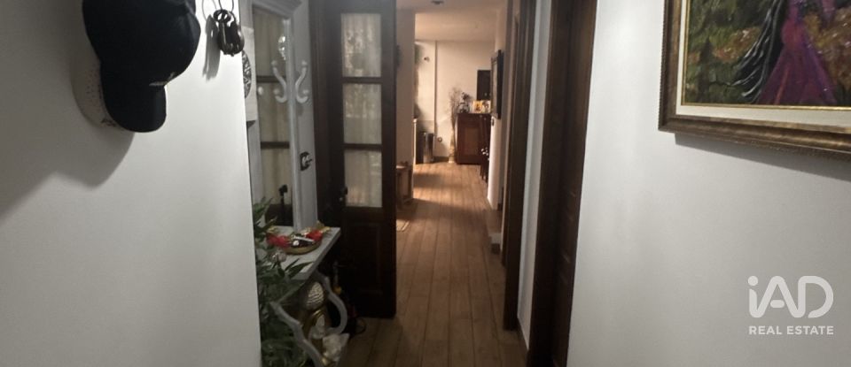 Casa 4 habitaciones de 160 m² en Sevilla (41016)