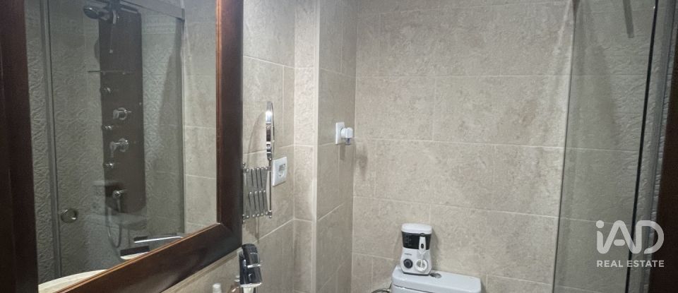 Casa 4 habitaciones de 160 m² en Sevilla (41016)