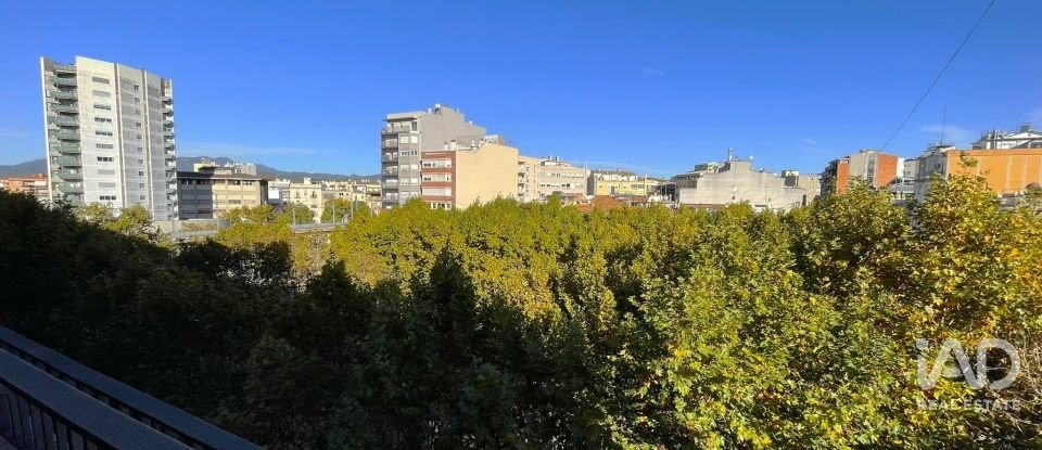 Pis 5 habitacions de 107 m² a Girona (17002)