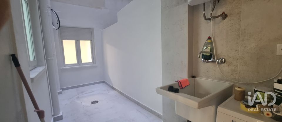 Piso 3 habitaciones de 171 m² en Torrevieja (03185)