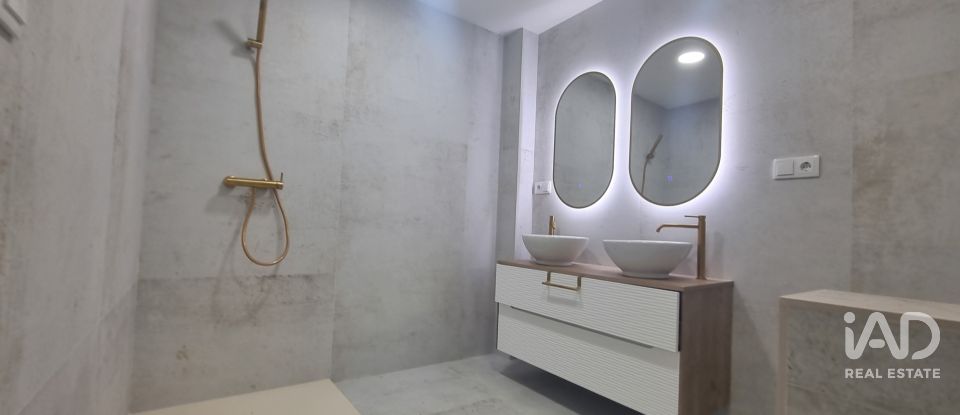 Piso 3 habitaciones de 171 m² en Torrevieja (03185)