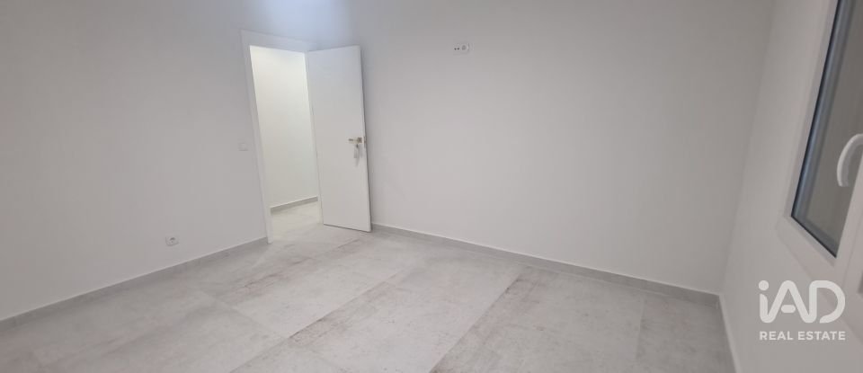 Piso 3 habitaciones de 171 m² en Torrevieja (03185)