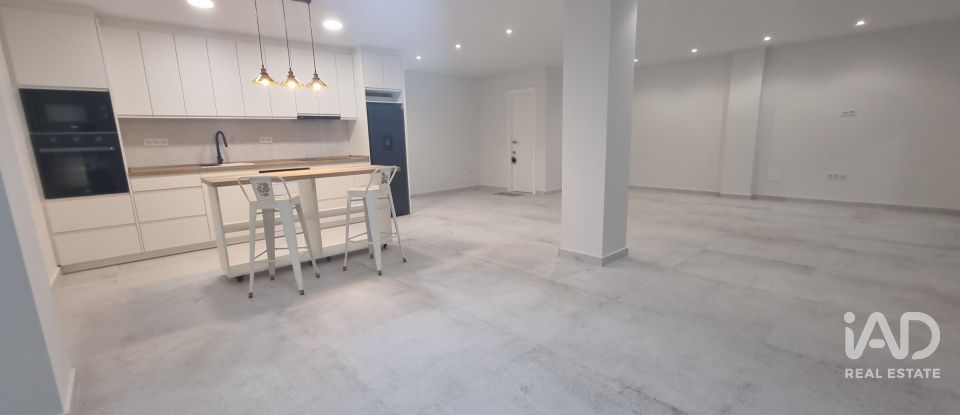 Piso 3 habitaciones de 171 m² en Torrevieja (03185)