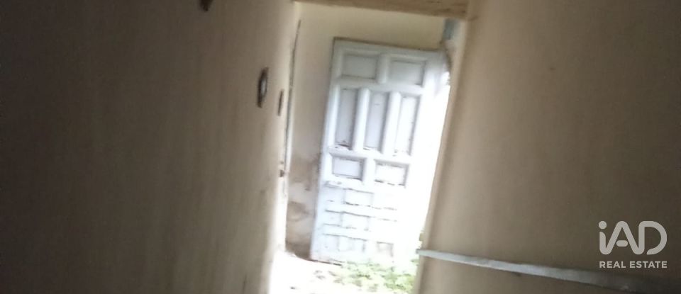 Maison 0 chambre de 138 m² à Corral de Almaguer (45880)