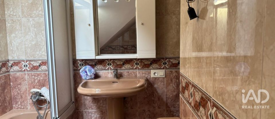 Châlet 6 chambres de 204 m² à Avilés (33403)