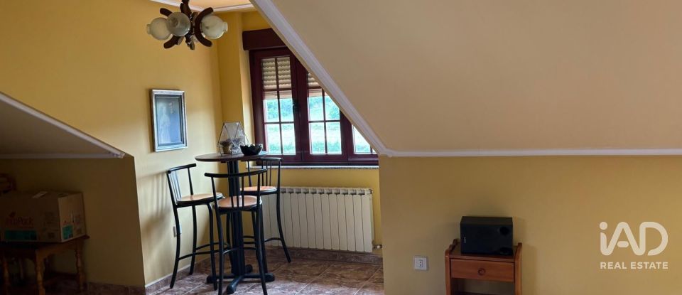 Châlet 6 chambres de 204 m² à Avilés (33403)