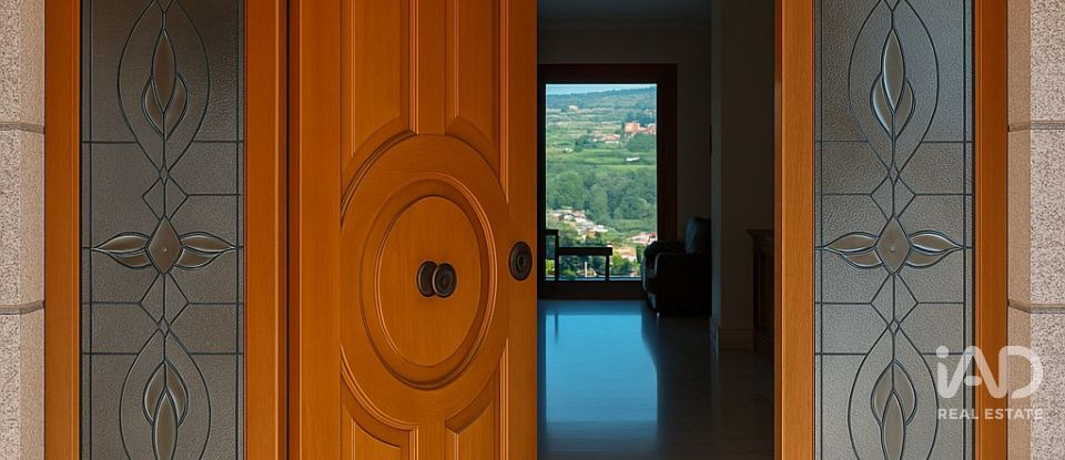 Casa de muntanya 4 habitacions de 520 m² a A Infesta (15319)