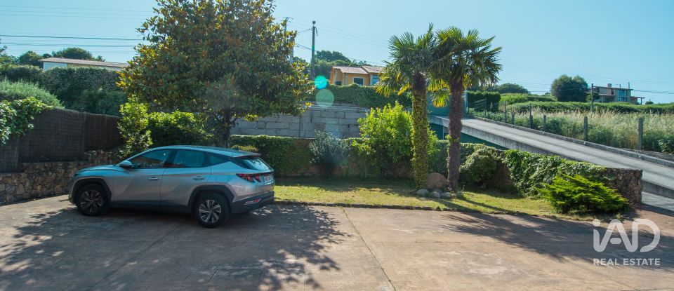 Casa de muntanya 4 habitacions de 520 m² a A Infesta (15319)