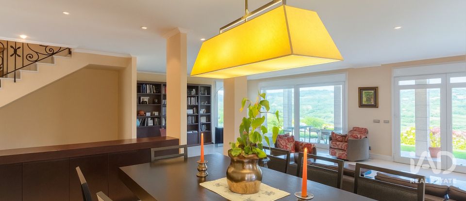 Casa de muntanya 4 habitacions de 520 m² a A Infesta (15319)