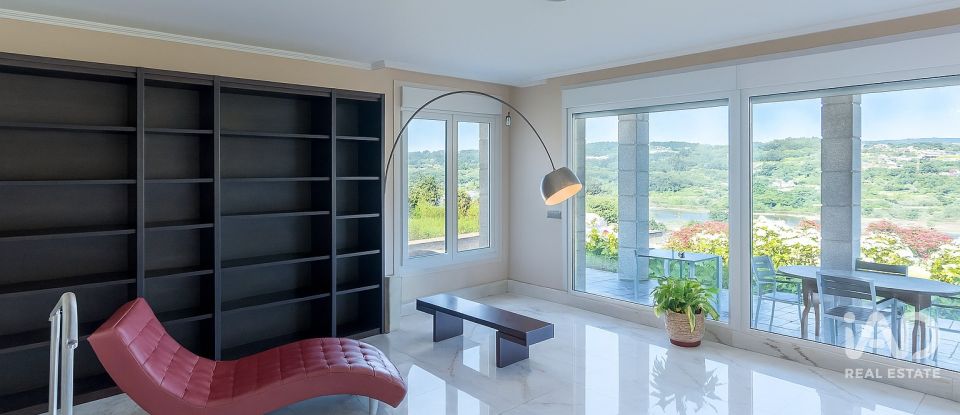 Casa de muntanya 4 habitacions de 520 m² a A Infesta (15319)