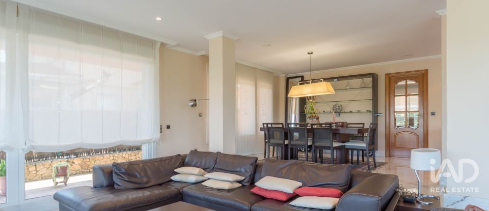 Casa de muntanya 4 habitacions de 520 m² a A Infesta (15319)