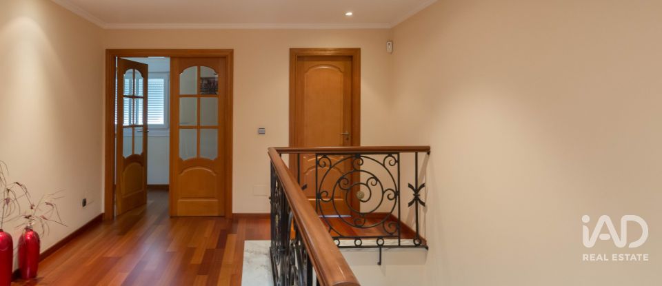 Casa de muntanya 4 habitacions de 520 m² a A Infesta (15319)