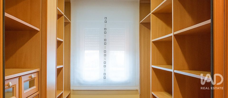 Casa de muntanya 4 habitacions de 520 m² a A Infesta (15319)