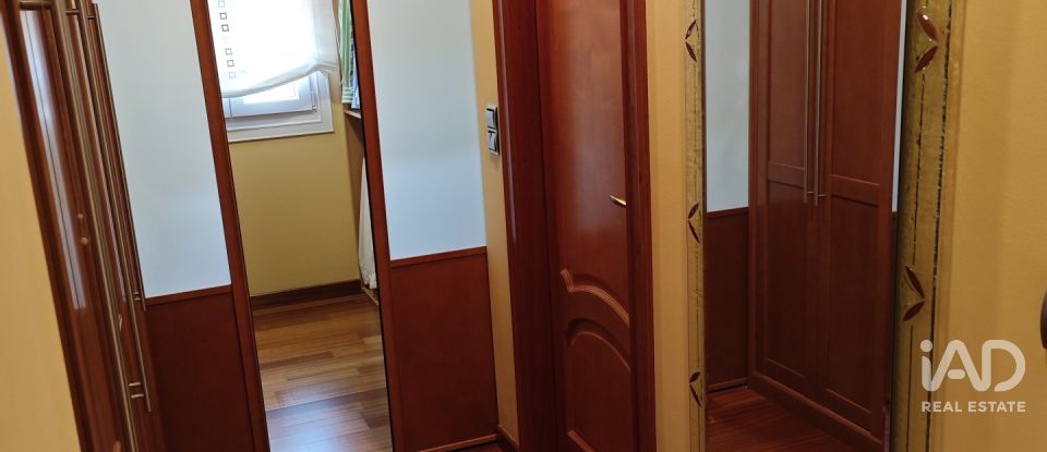 Casa de muntanya 4 habitacions de 520 m² a A Infesta (15319)