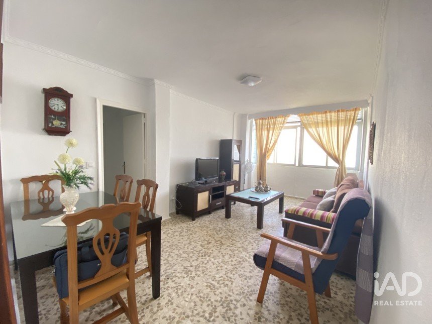 Piso 3 habitaciones de 77 m² en Barbate (11160)