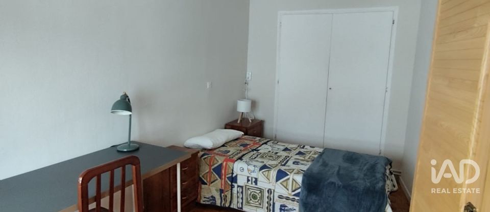 Apartment 3 bedrooms of 104 m² in León (24006)