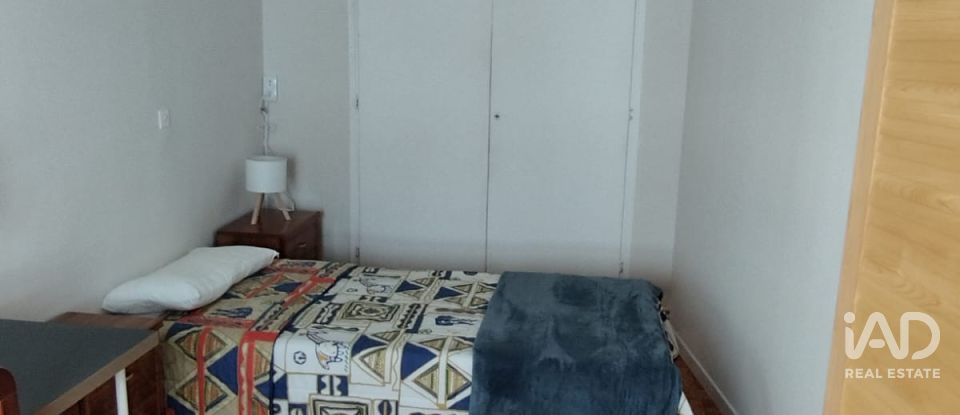 Apartment 3 bedrooms of 104 m² in León (24006)