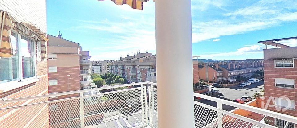 Pis 3 habitacions de 85 m² a Alcalá de Henares (28806)