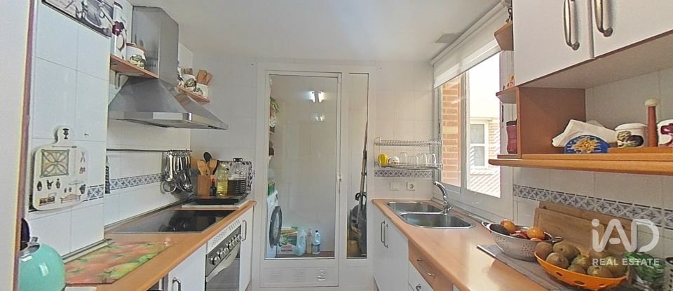 Pis 3 habitacions de 85 m² a Alcalá de Henares (28806)