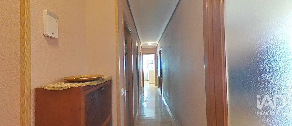 Pis 3 habitacions de 85 m² a Alcalá de Henares (28806)