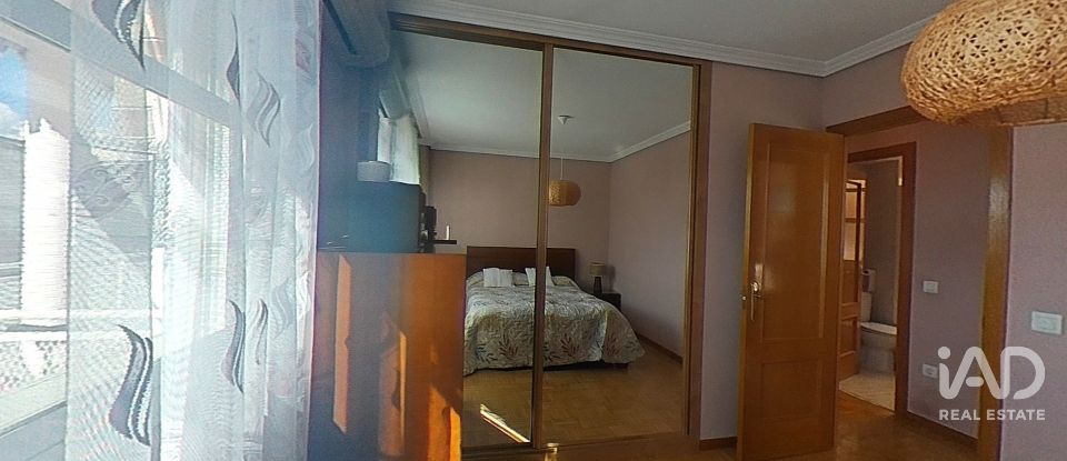 Pis 3 habitacions de 85 m² a Alcalá de Henares (28806)