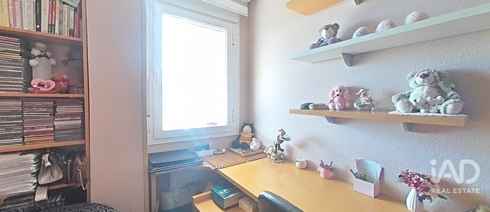 Pis 3 habitacions de 85 m² a Alcalá de Henares (28806)