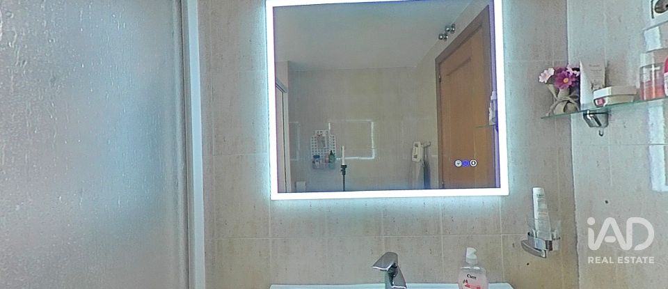 Pis 3 habitacions de 85 m² a Alcalá de Henares (28806)