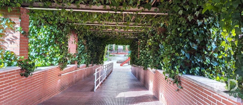 Pis 3 habitacions de 85 m² a Alcalá de Henares (28806)