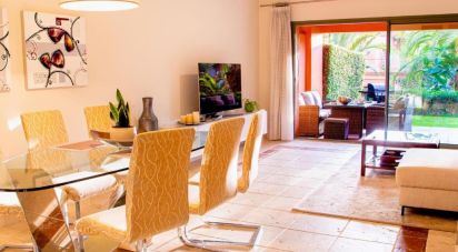 Piso 2 habitaciones de 128 m² en Cancelada (29688)