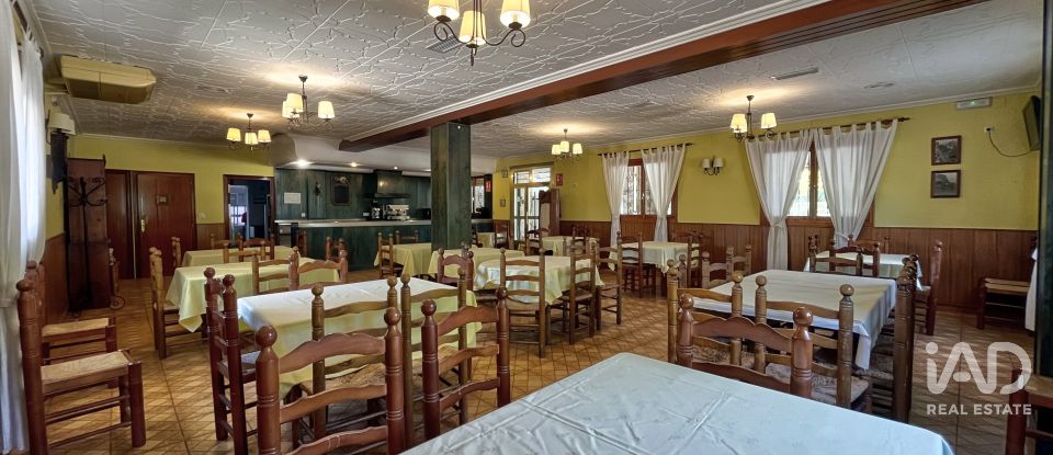 Casa rústica 3 habitacions de 572 m² a Elda (03600)