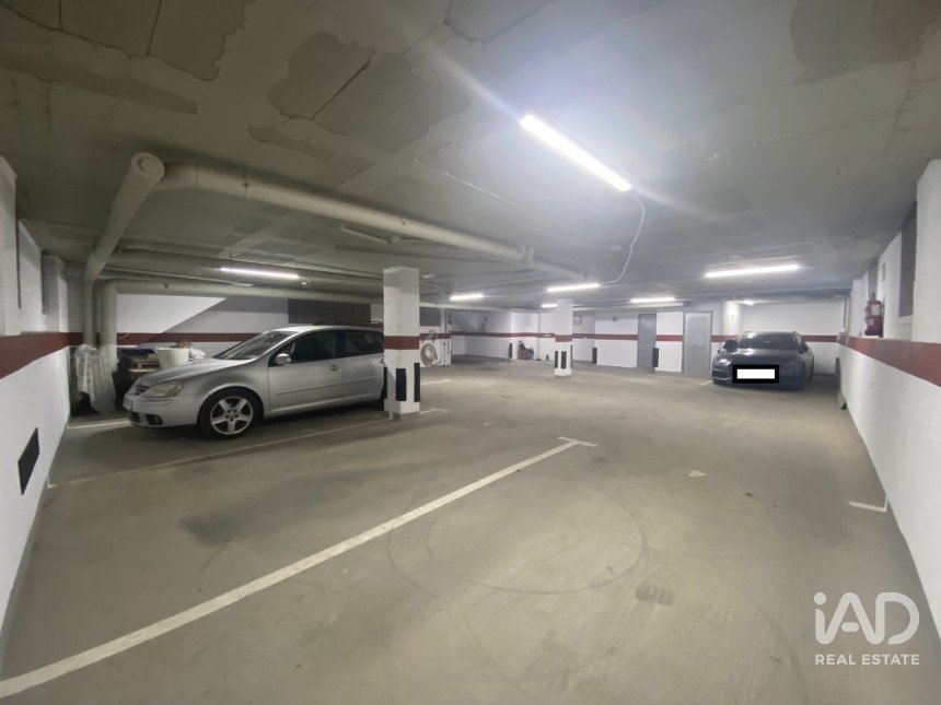 Garage de 242 m² à Barbate (11160)