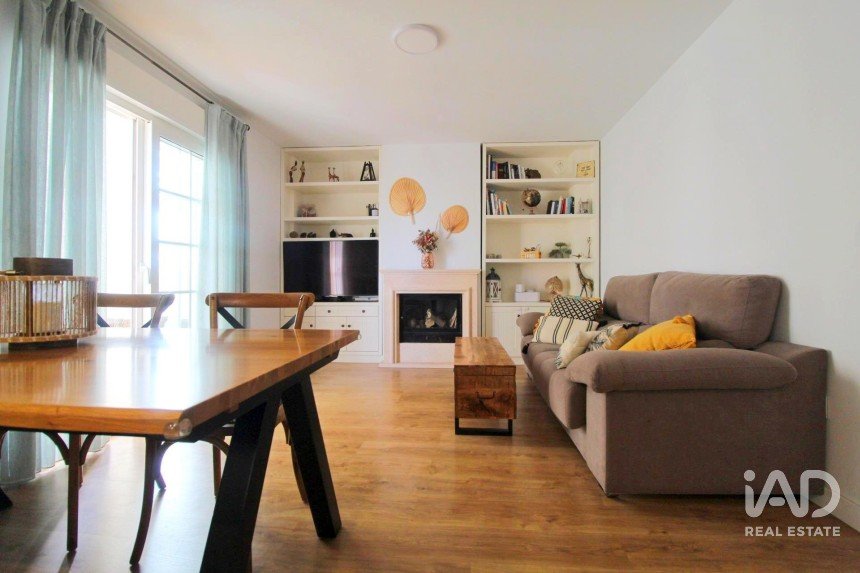 Piso 3 habitaciones de 84 m² en Torrevieja (03185)