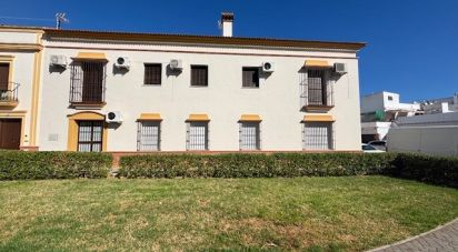 Vivienda unifamiliar 3 habitaciones de 393 m² en Lepe (21440)