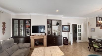 Vivienda unifamiliar  3 habitaciones de 393 m² en Lepe (21440)